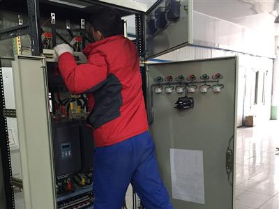 裝配中、準(zhǔn)備發(fā)貨